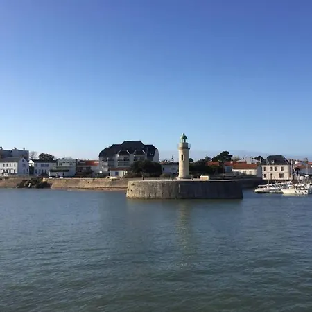 Charmante Maison Idealement Situee * サン・ジル・クロワ・ド・ヴィ