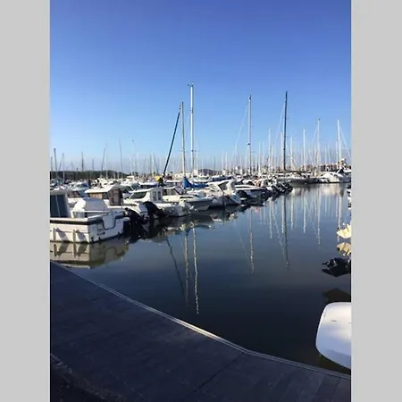 Charmante Maison Idealement Situee サン・ジル・クロワ・ド・ヴィ