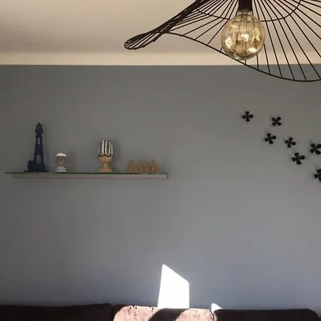 Charmante Maison Idealement Situee サン・ジル・クロワ・ド・ヴィ